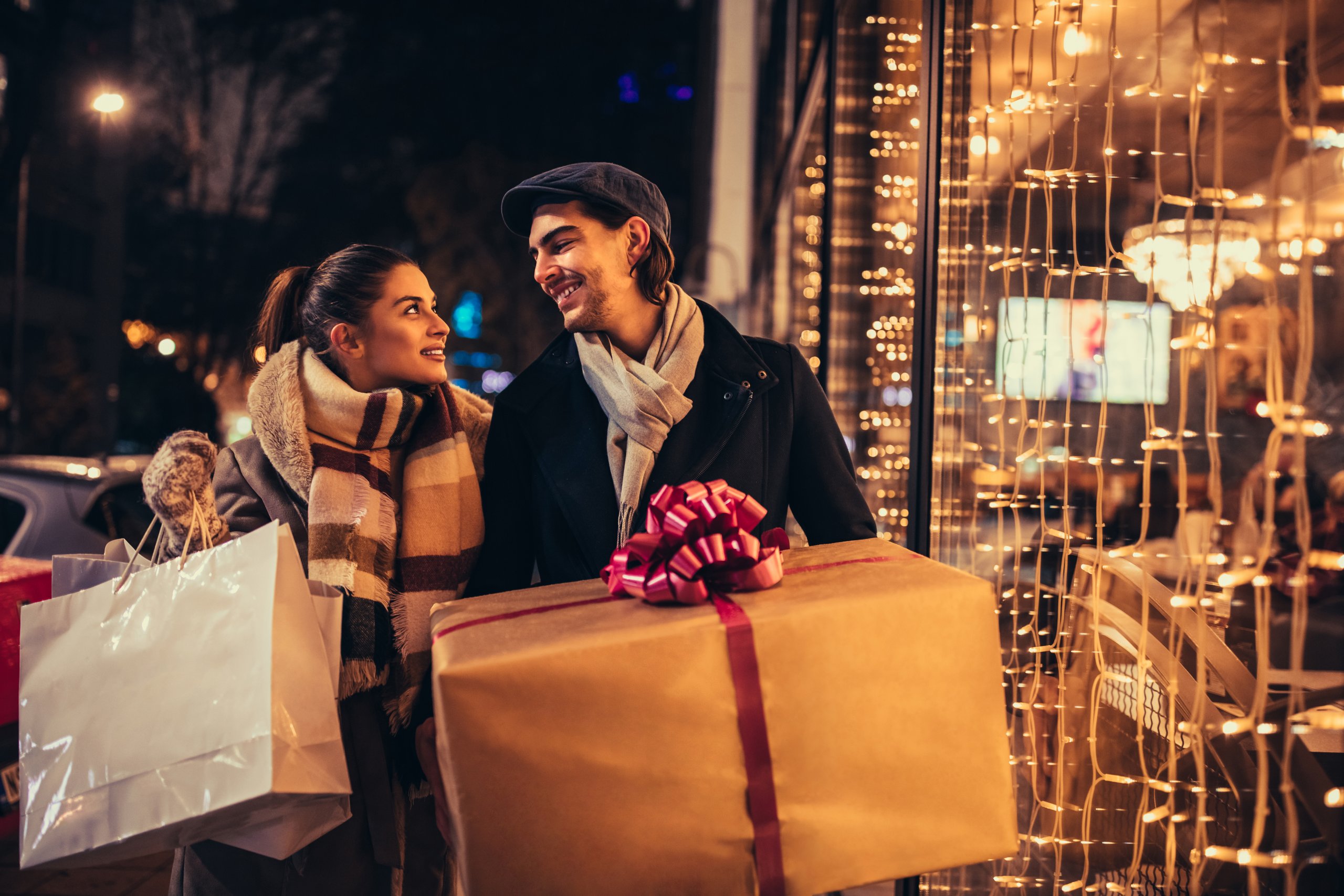 All is Merry and Bright! Maximizing Your eCommerce Revenue this Holiday